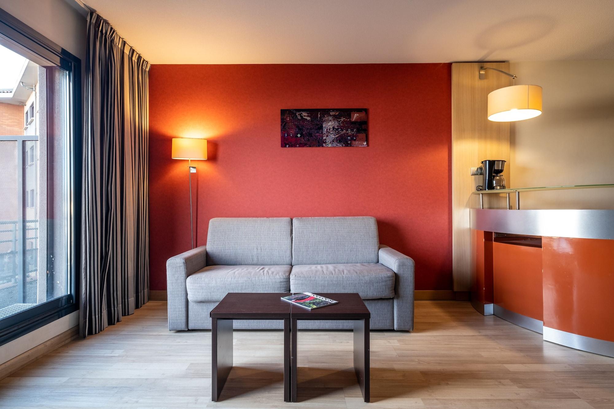 Clarion Aparthotel Toulouse Blagnac Airport Exterior photo