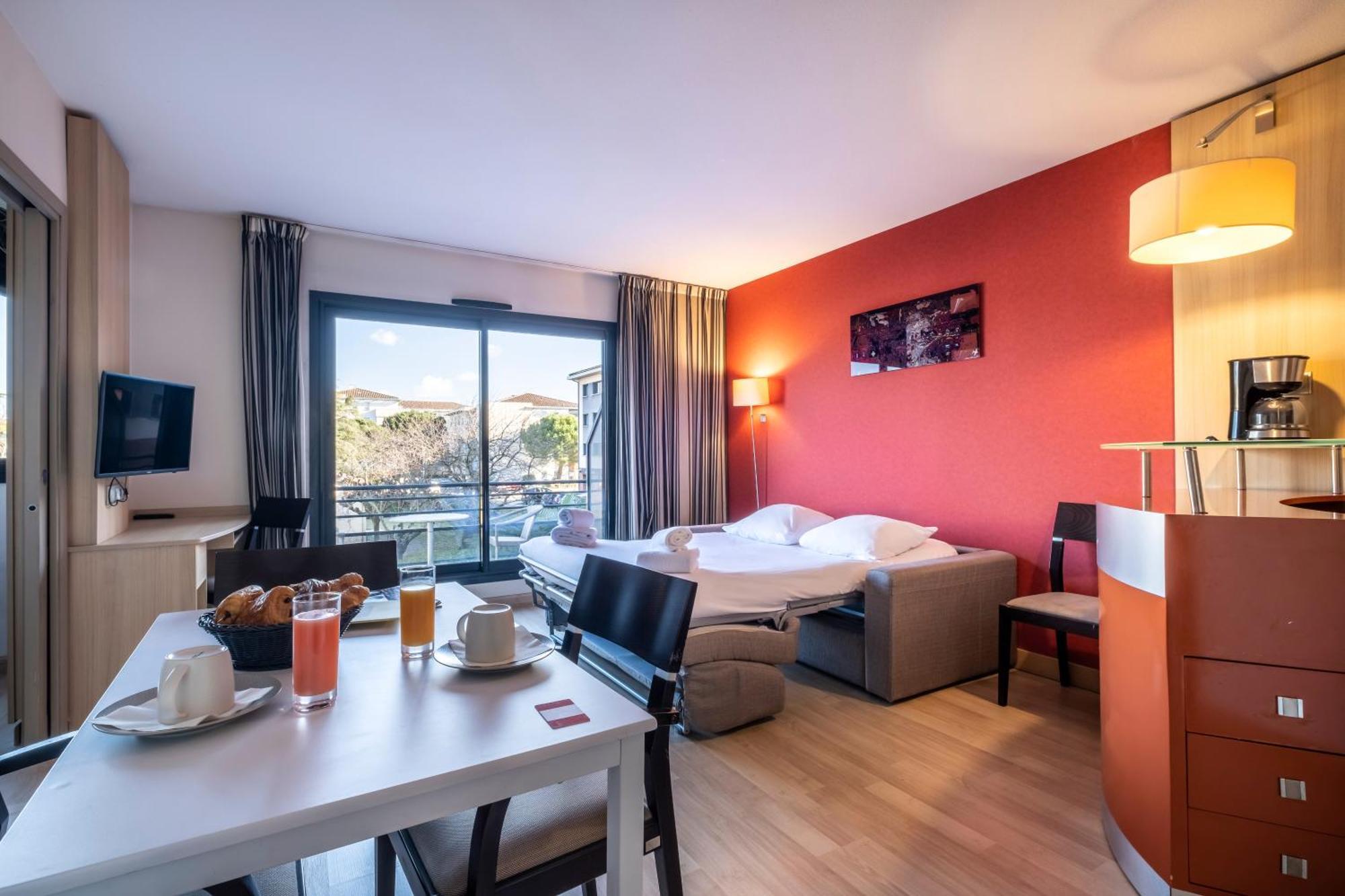 Clarion Aparthotel Toulouse Blagnac Airport Exterior photo